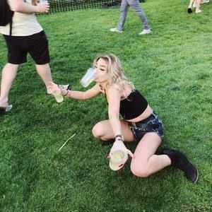 Meet your Posher, Ally